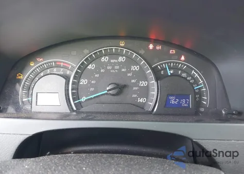 2014 Toyota Camry Le z USA, uszkodzony, nr VIN 4T1BF1FK2EU793450